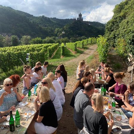 Weingut Gästehaus Bach Cochem Exterior foto