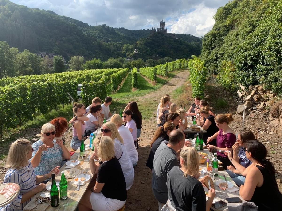 Weingut Gästehaus Bach Cochem Exterior foto